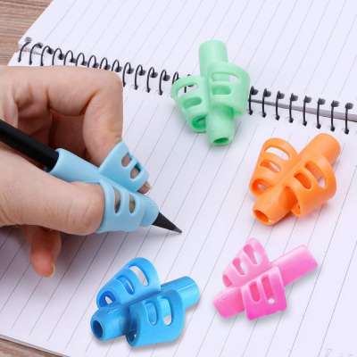 Children Pencil Holder Writing Aid Grip Trainer/Pen Grip Free Shipping Pencil Grips For Kids Pencil Case